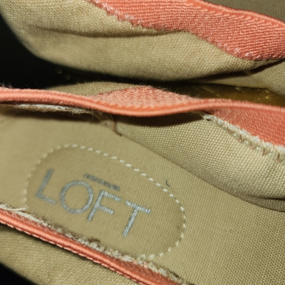 Ann Taylor Loft Ballet Flats color salmon rose - Picture 5 of 8